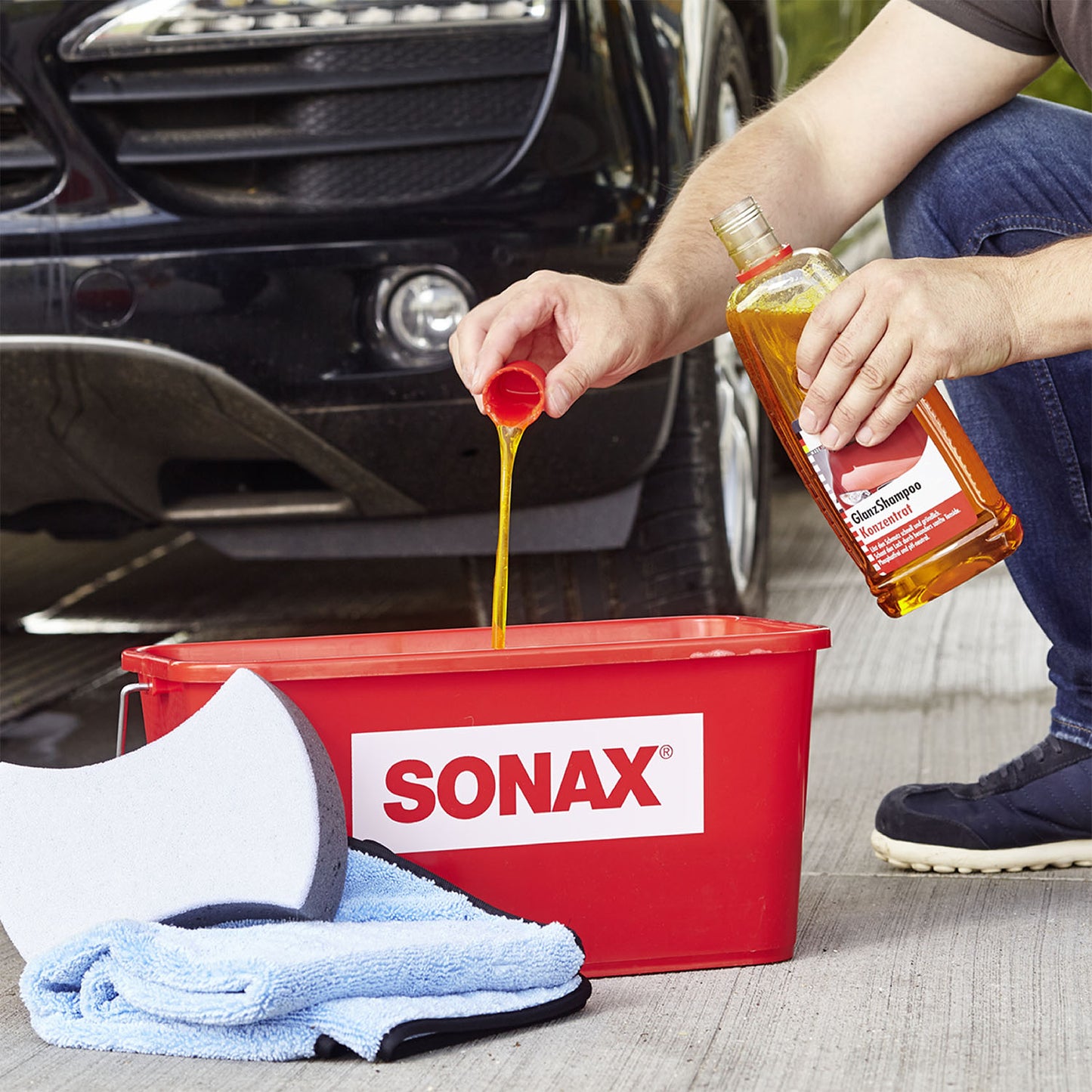 SONAX Gloss Car Shampoo Concentrate (2 sizes available)